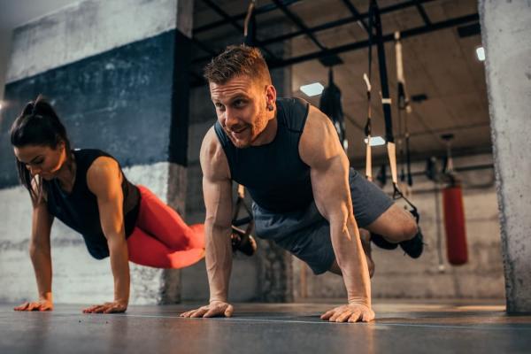 Андрей Лихач с женой Еленой изложили психологические приёмы, мотивирующие к занятиям фитнесом. - Фото 1