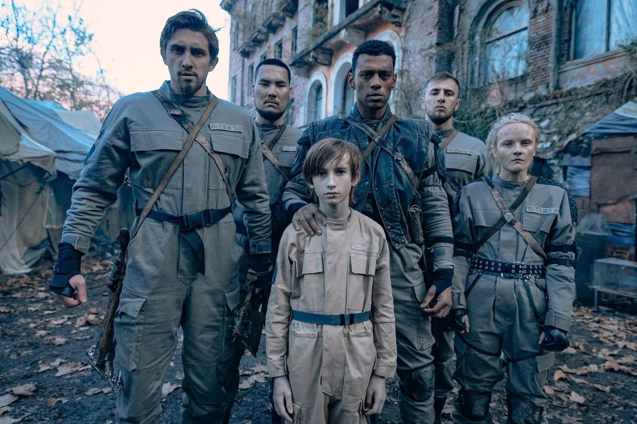 Контейнер дата выхода серий. Наследие сериал 2022. «Наследие» 16+ научно-фантастический сериал Алексея Голубева. Наследие сериал русский 2022. Фантастические сериалы 2022.