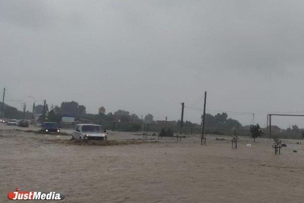 В Китае в результате паводка скончались 18 граждан - Фото 1