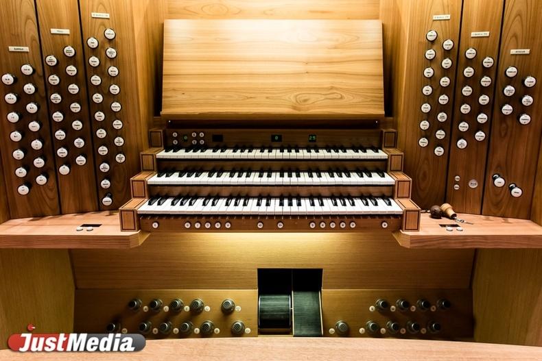 В Свердловской филармонии хотят увеличить количество регистров в органе - Фото 1
