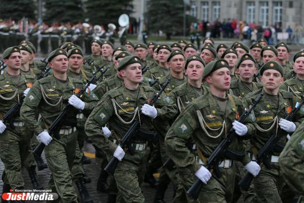 КПРФ предложила уголовную ответственность для военкомов, мобилизующих неподготовленных солдат - Фото 1