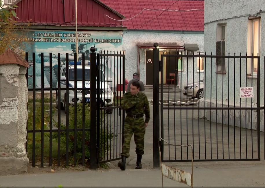 Глава пиар-службы свердловского отделения «Единой России» мобилизован  - Фото 1