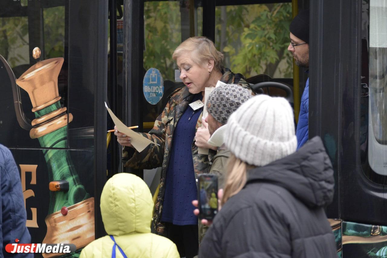 Операторы службы 122 обработали более 15 тысяч звонков свердловчан с начала частичной мобилизации - Фото 1