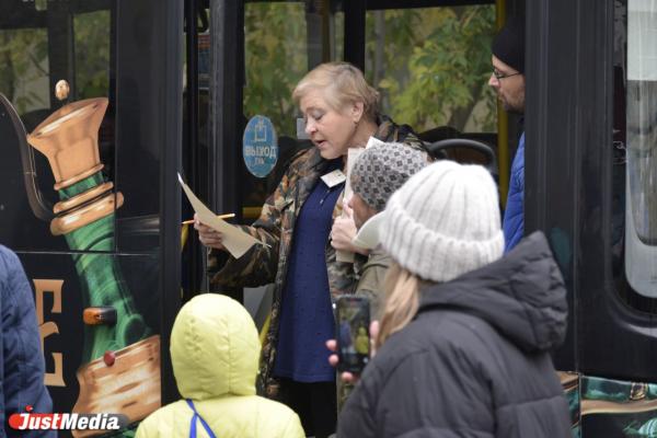 Операторы службы 122 обработали более 15 тысяч звонков свердловчан с начала частичной мобилизации