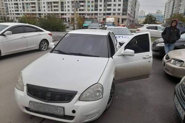 В Екатеринбурге арестовали водителя тонированной Приоры - Фото 1