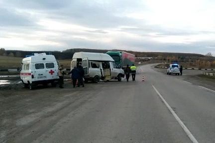 Под Артями в ДТП пострадали четыре человека - Фото 1