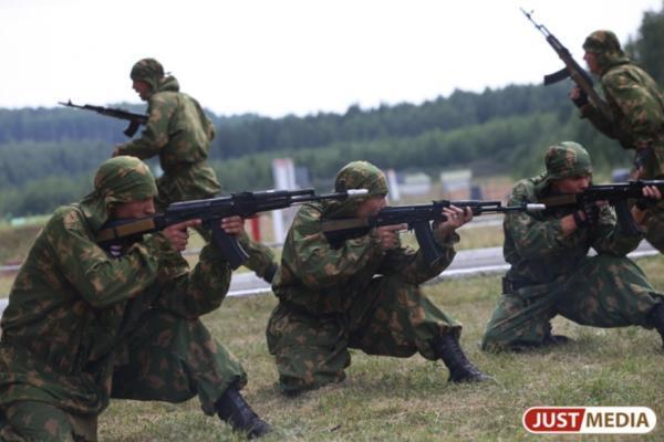 Власти Херсонской области рекомендовали жителям покинуть город из-за возможных обстрелов