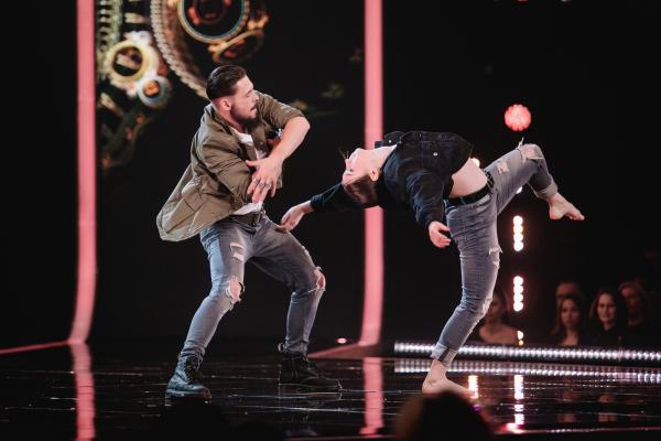 Дуэт из Екатеринбурга выступил на шоу «Новые танцы-2» - Фото 1