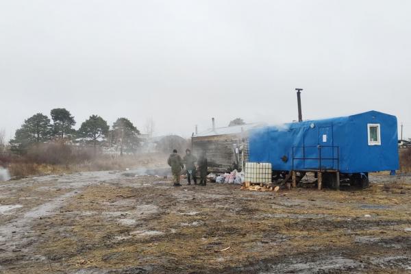 В Еланском гарнизоне установили мобильные бани для борьбы со вшами