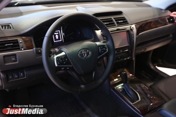 Британка получила права и через пару недель утопила свою машину - Фото 1