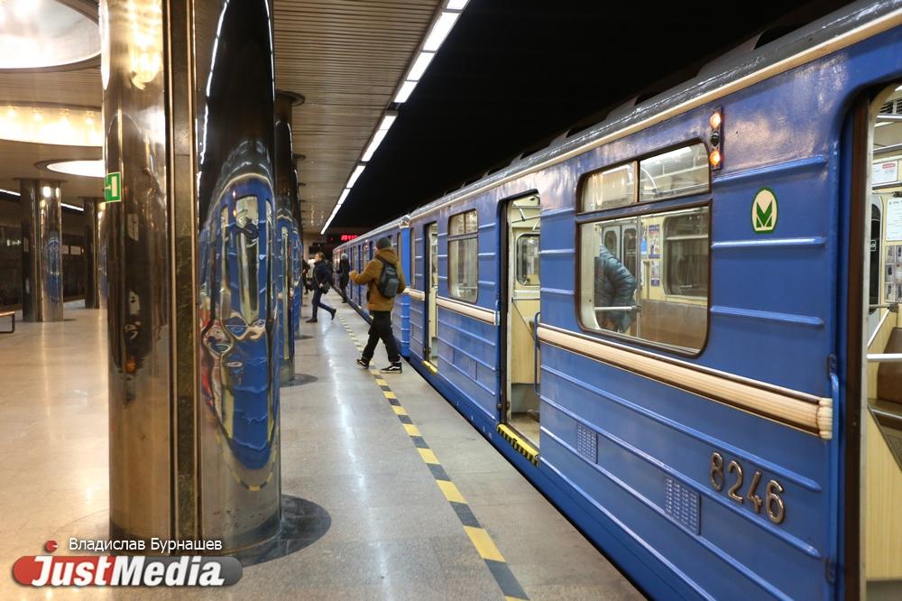 Алексей Орлов заявил, что в ближайшие четыре года метро в Екатеринбурге строиться не будет - Фото 1