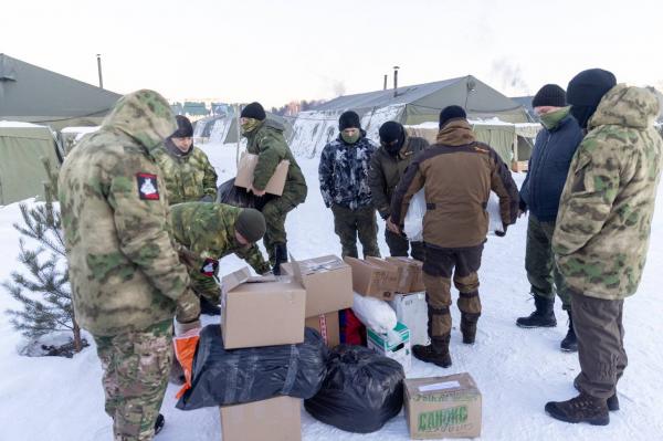 Алексей Вихарев передал мобилизованным оборудование для спецоперации - Фото 1