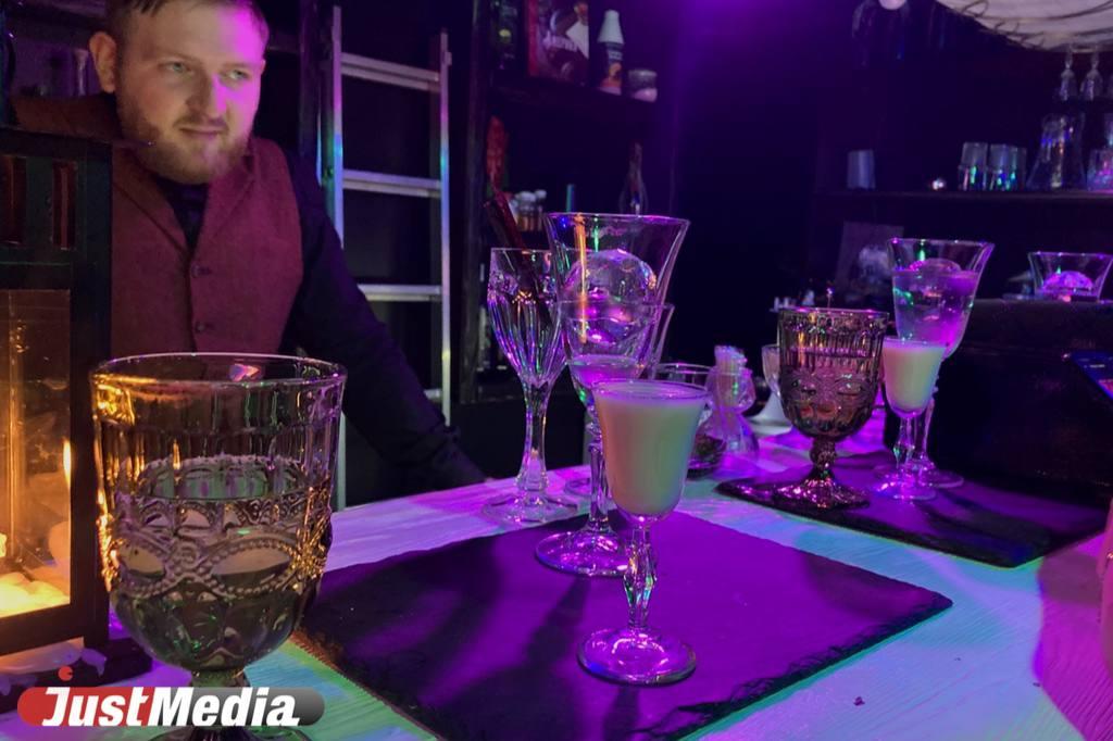 Екатеринбургский бар открыл вакансию мечты - Фото 1