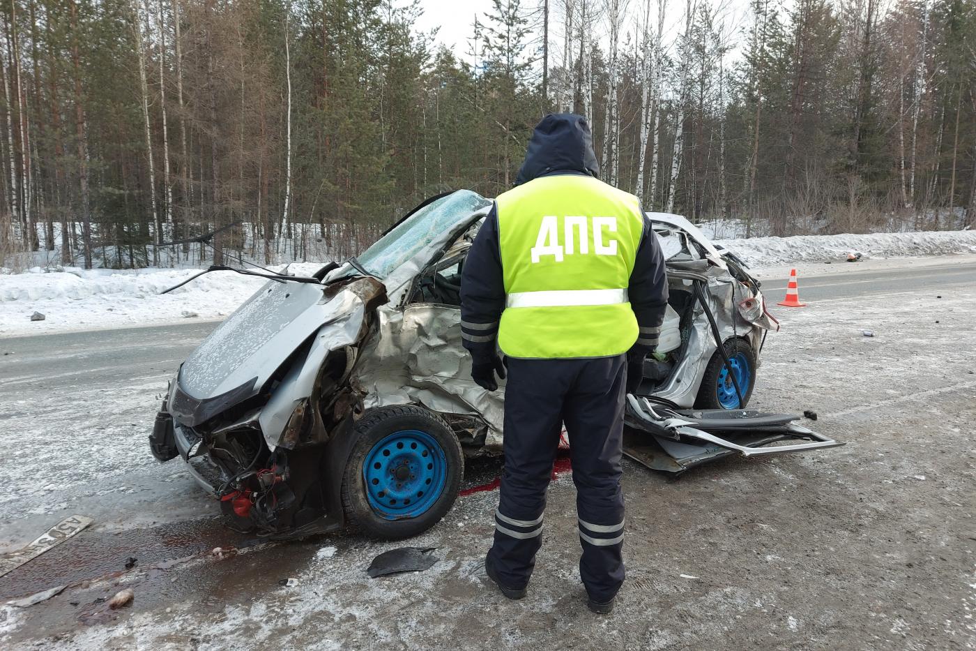 На Серовском тракте водитель «Лады Калины» спровоцировал смертельное ДТП - Фото 1