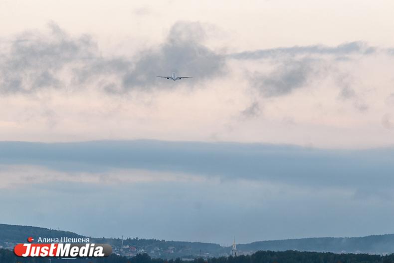 Человеческий фактор назвали возможной причиной крушения самолета в Непале - Фото 1
