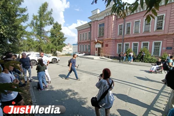 День суда. Евгению Ройзману изберут меру пресечения в Верх-Исетском суде - Фото 1