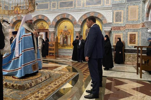 Митрополит Евгений совершил молебен перед инаугурацией Евгений Куйвашева - Фото 1