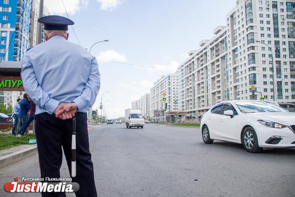 Россияне смогут предъявлять водительские права в электронном виде с 1 октября - Фото 1