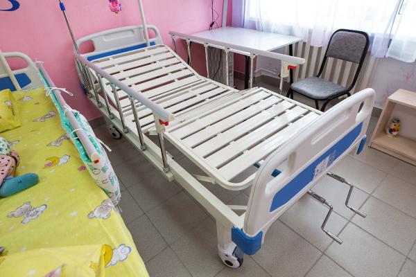 Вместо железных коек современные кровати: дети-сироты с онкологическими заболеваниями теперь будут жить в комфортных условиях - Фото 1
