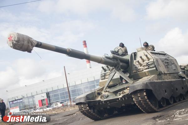«Уралвагонзавод» отправил Минобороны новую партию танков  - Фото 1