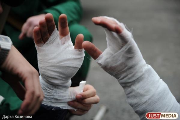 1250 екатеринбуржцев получили травмы на новогодних каникулах - Фото 1