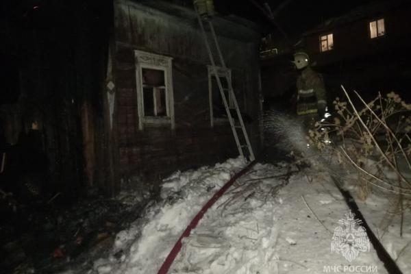 В Камышлове при пожаре в частном доме сгорели трое детей - Фото 1