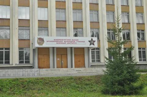 Телеведущий Соловьев поддержал просьбу военных восстановить Екатеринбургское артиллерийское училище - Фото 1