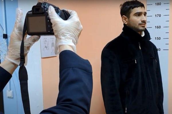 Свердловские полицейские задержали «таксиста Юру» из Белграда, который похищал деньги пенсионеров - Фото 1