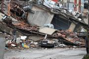 Количество погибших в результате землетрясения в Турции и Сирии превысило 1,5 тысячи