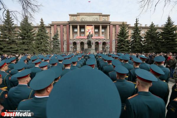 Центральный военный округ возглавил генерал-лейтенант Андрей Мордвичев - Фото 1