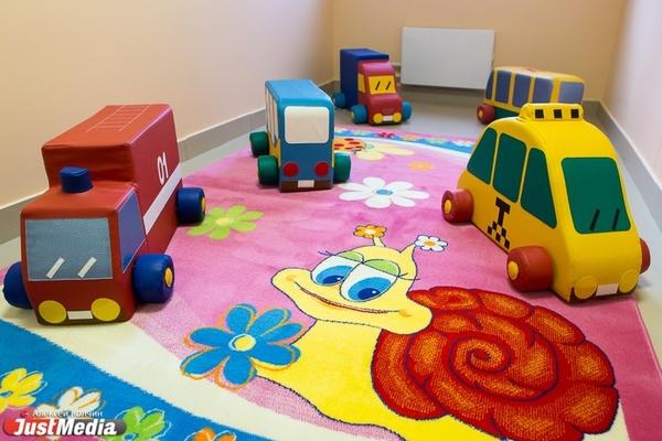 В Екатеринбурге хотят вернуть льготы на места в детсада для детей воспитателей - Фото 1