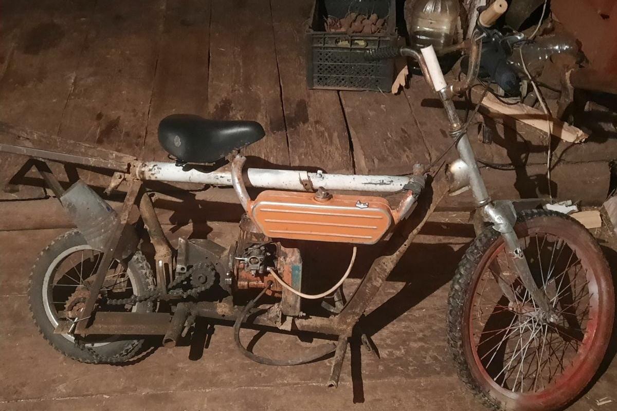 В Нижнем Тагиле автомобилист сбил ребенка на самодельном мопеде и скрылся с места ДТП - Фото 1