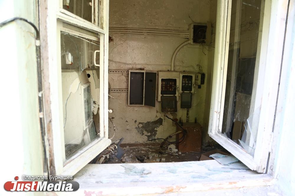 Десяток жилых домов в Брянской области пострадали в результате обстрела ВСУ - Фото 1