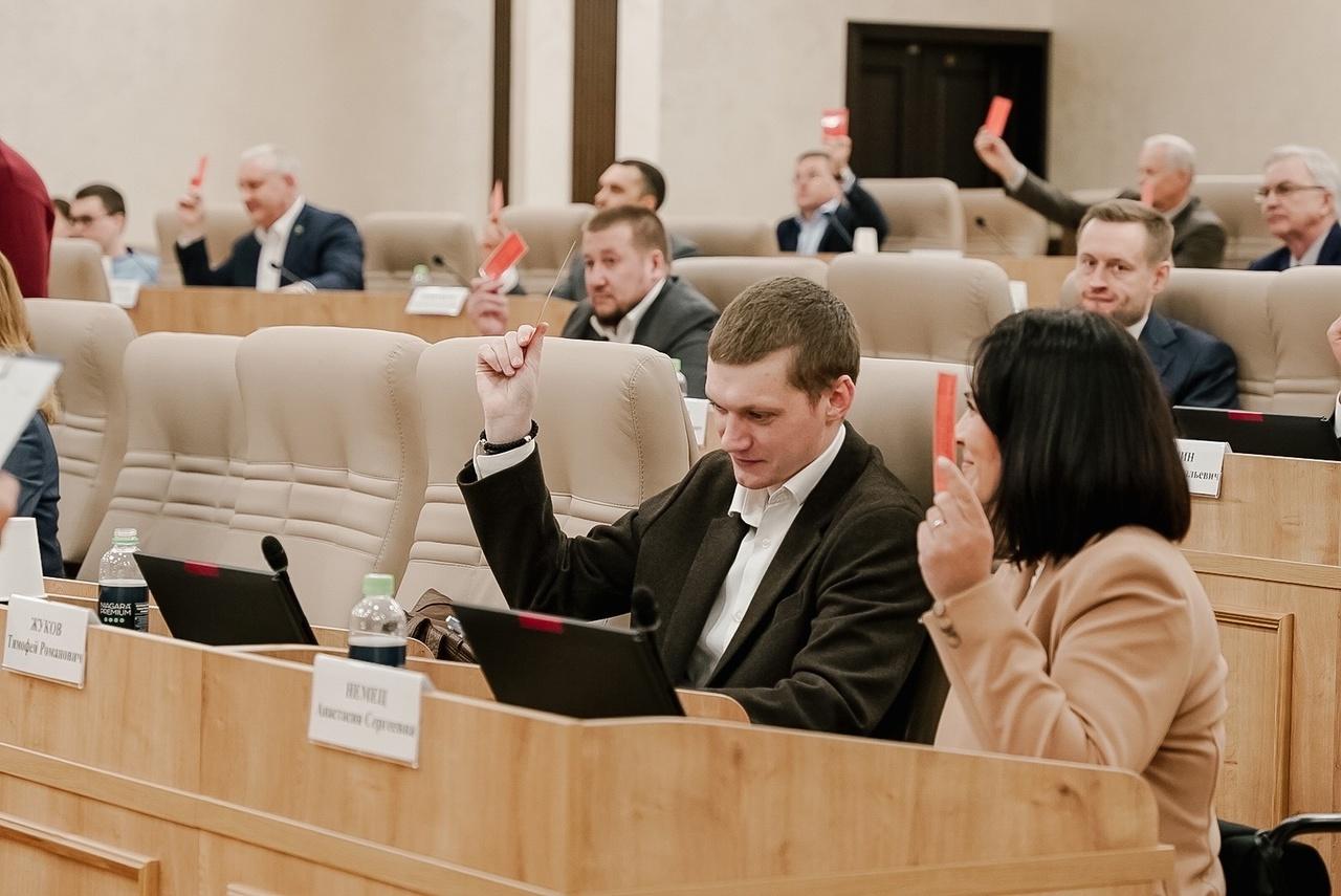 Депутаты Екатеринбургской городской думы проголосовали за изменение схемы выборов - Фото 1
