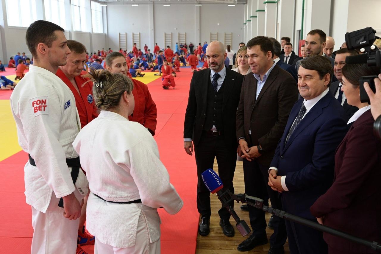 Евгений Куйвашев и Игорь Левитин открыли новый Дворец дзюдо в Екатеринбурге - Фото 1