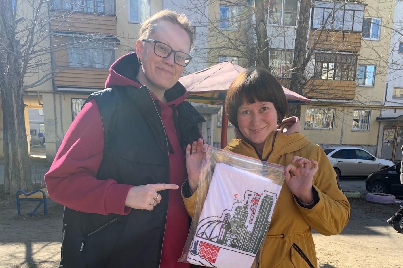 Уральские мастерицы создают вышитую карту к 300-летию Екатеринбурга - Фото 1