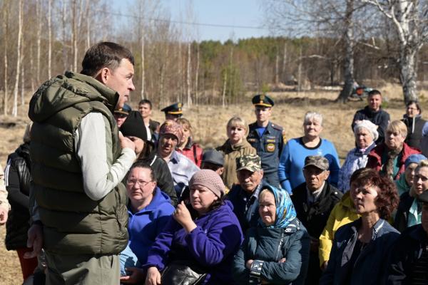 Погорельцам из Таежного восстановят дома и компенсируют сгоревший урожай - Фото 1