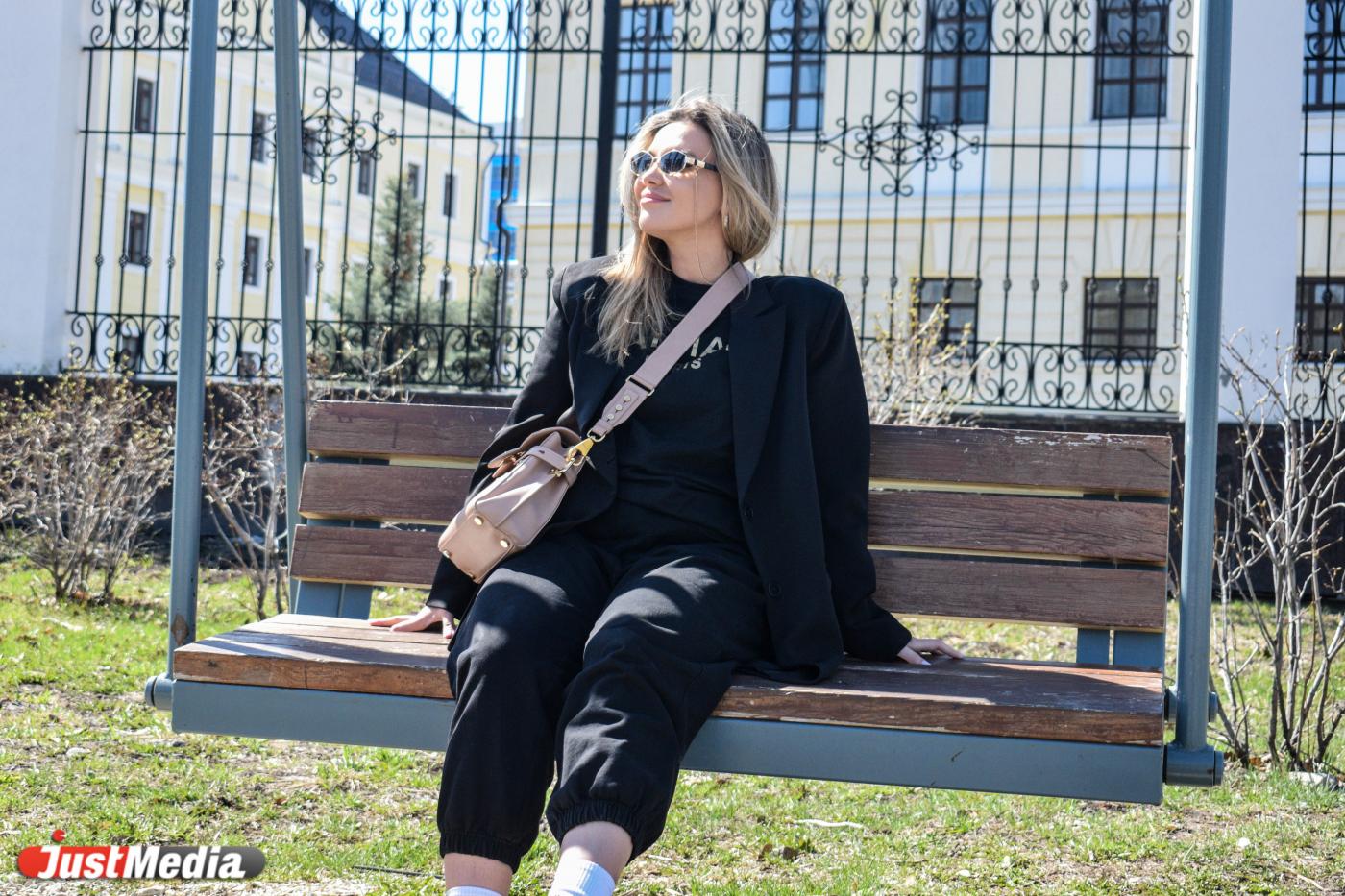 Елена Зонова, дизайнер одежды: «Тепло и хорошо». В Екатеринбурге 26 градусов - Фото 1