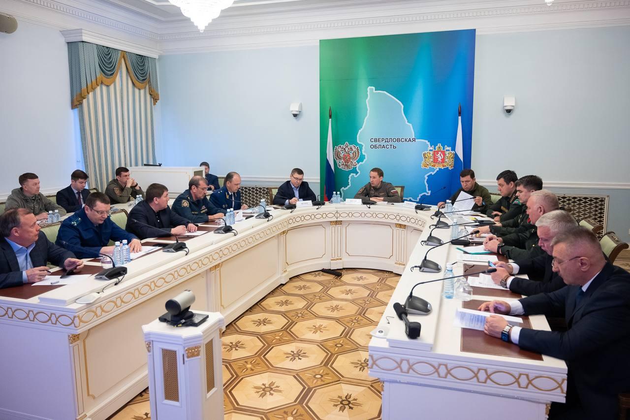 Евгений Куйвашев сообщил главе Минприроды РФ о рекорде, который поставили свердловчане на тушении пожаров - Фото 1