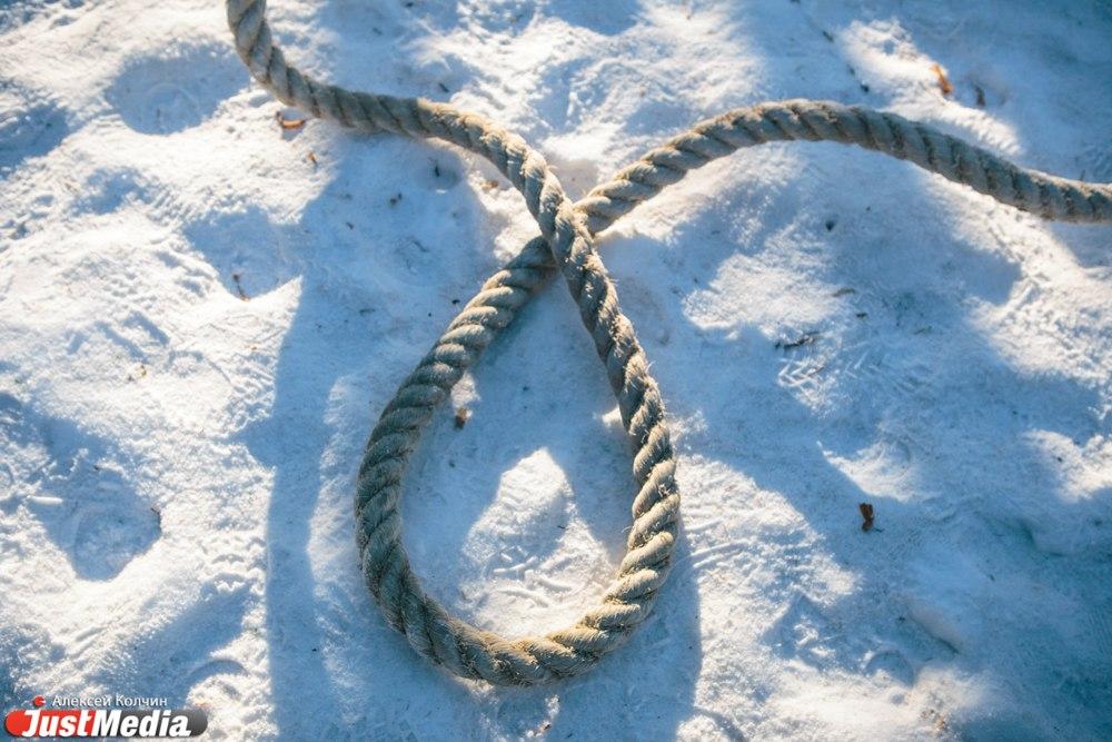 Житель Нижнего Тагила задушил своего отца-инвалида - Фото 1