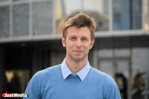 Александр Шабуров, собирался пройти 50 километров на «Майской прогулке»: «Разжигай огонь внутри себя и не думай разводить костры на природе». В Екатеринбурге 29 градусов - Фото 1