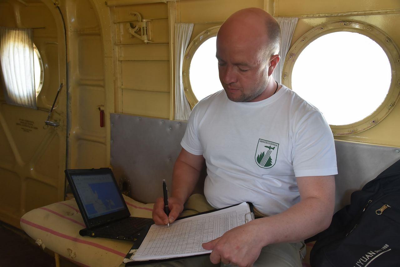 Евгений Куйвашев поручил закупить новые радиостанции для свердловских лесничеств - Фото 1