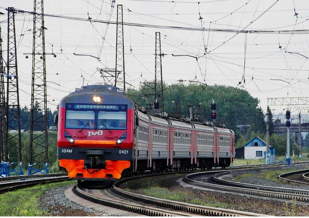 Пассажиры пригородных поездов СвЖД смогут получить скидку в краеведческий музей в Екатеринбурге  - Фото 1