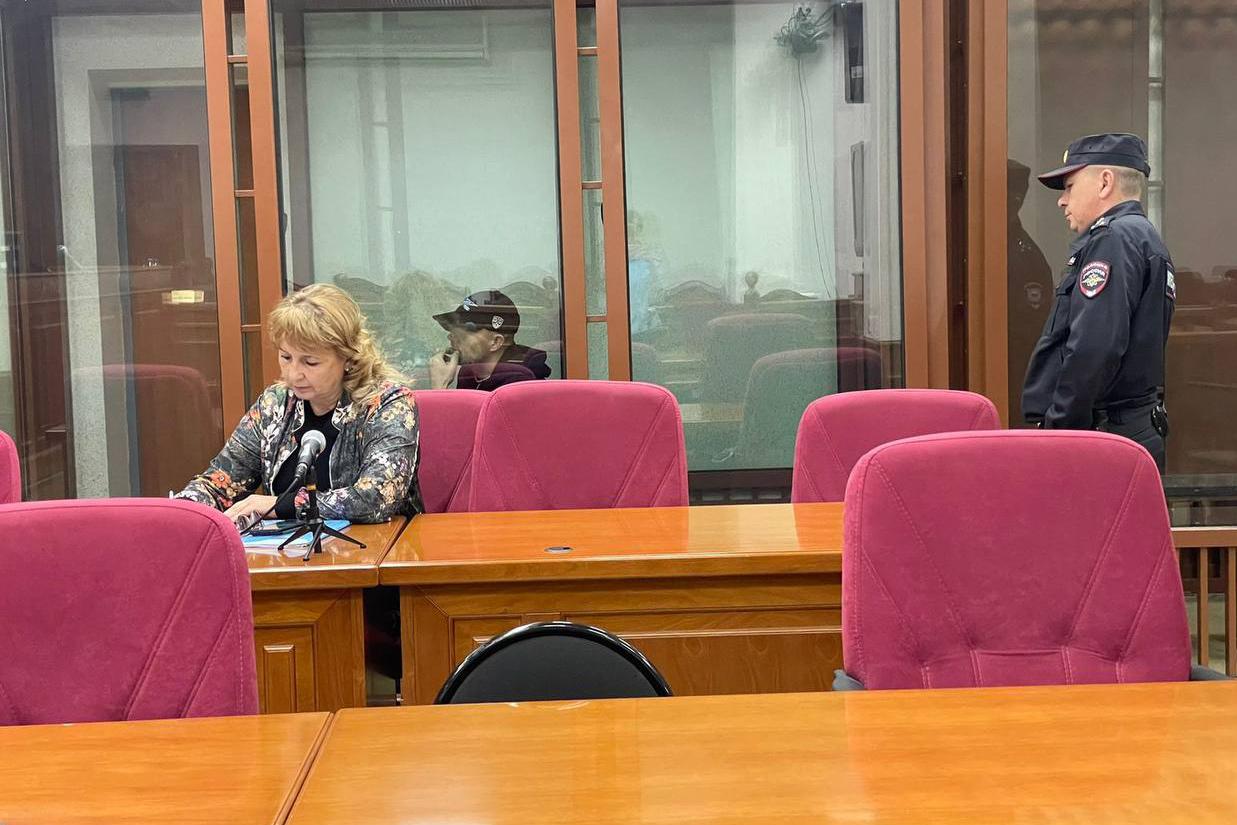 Свердловский облсуд вынес приговор 35-летнему мужчине, который зверски зарезал хозяйку деревенского магазина - Фото 1