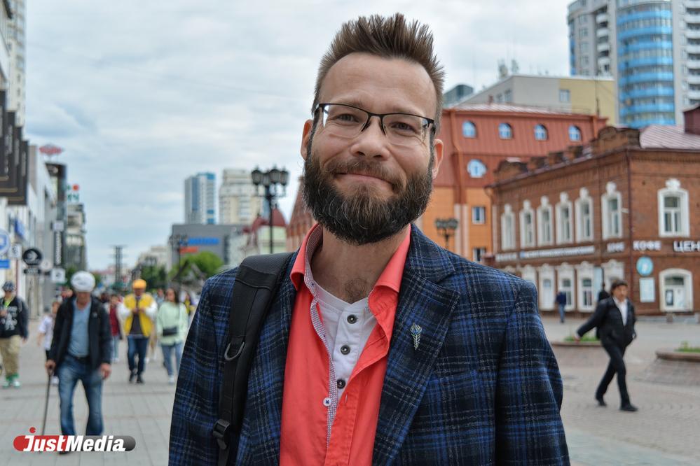 Семен Чирков, PR-специалист: «Жара ограничивает в выборе одежды». В Екатеринбурге +14 градусов - Фото 1