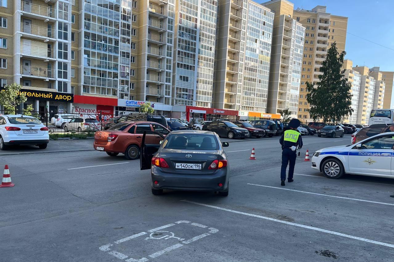 На Вторчермете автоледи сбила маленького мальчика - Фото 1