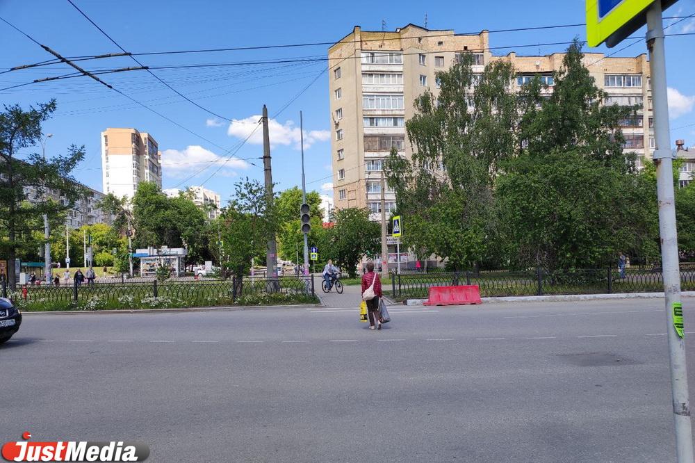 На перекрестке Посадская – Белореченская вышел из строя светофор для пешеходов - Фото 1