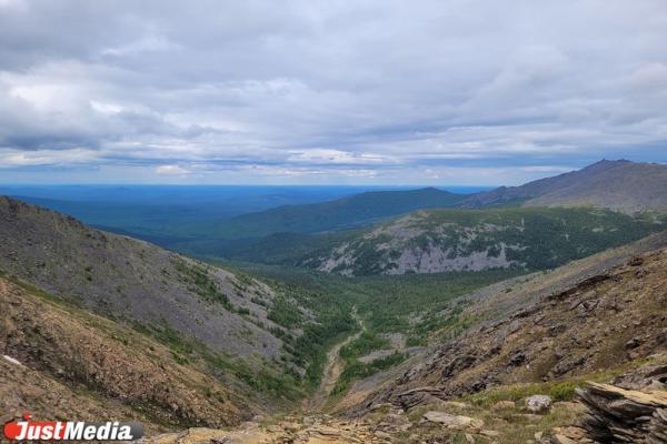 В Кемеровской области при спуске с пика «Поднебесный» пропали трое подростков - Фото 1