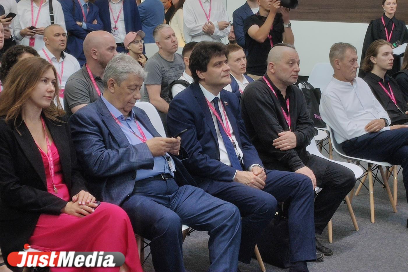 Вадим Самойлов рассказал на ИННОПРОМе о проблемах производства музыкальной аппаратуры в России - Фото 1