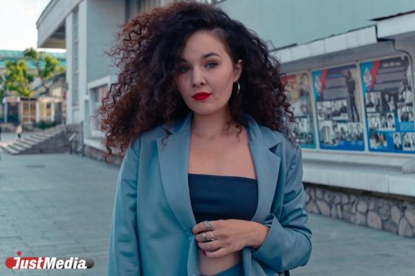 Алина, студентка магистратуры: «В солнечную погоду можно отдохнуть на веранде». В Екатеринбурге +22 градуса